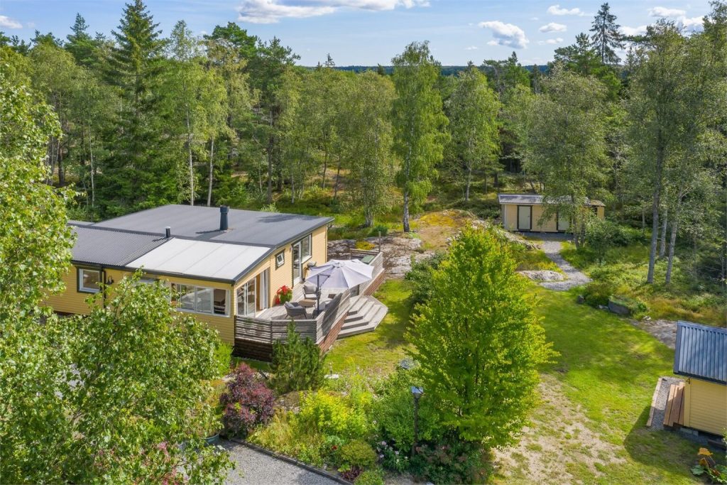 11. Fasadputsning 2 planshus Flemingsberg Visattra 1536x1024